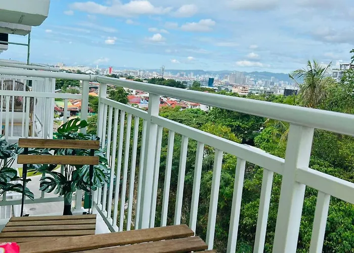 Cozy And Sunny Near To Mactan Cebu International Airport - Amani Grand & Residences Apartment